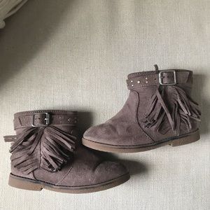 Brown boots for girls